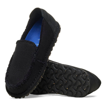 Utti: Black Canvas