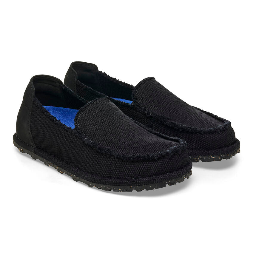 Utti: Black Canvas